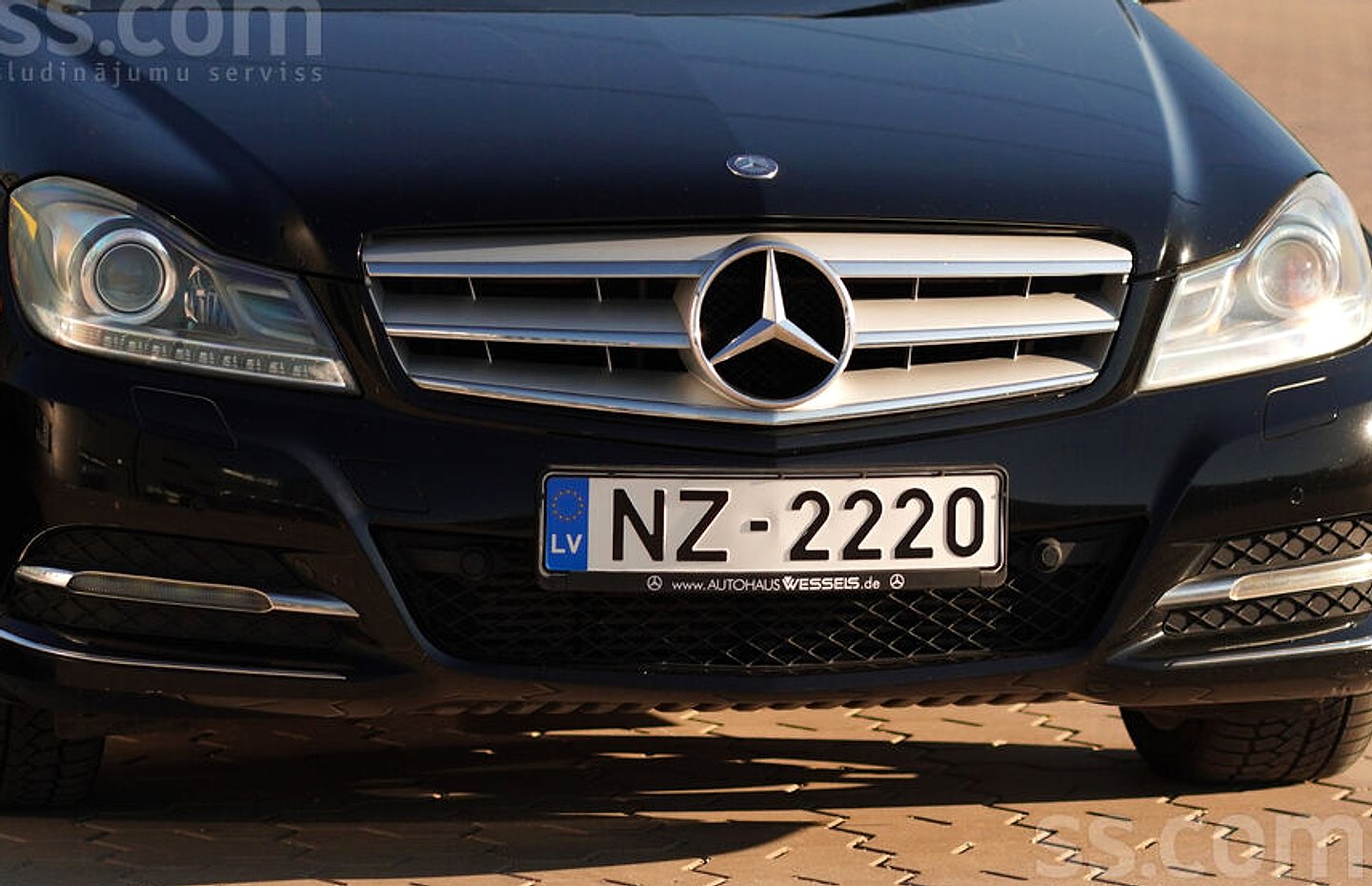 Mercedes-Benz C200 — foto 3