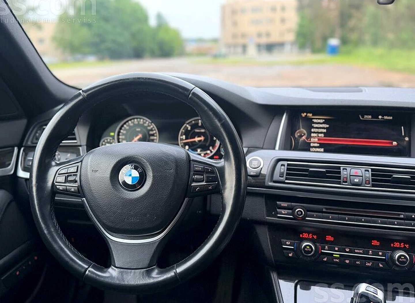BMW 530 — foto 5