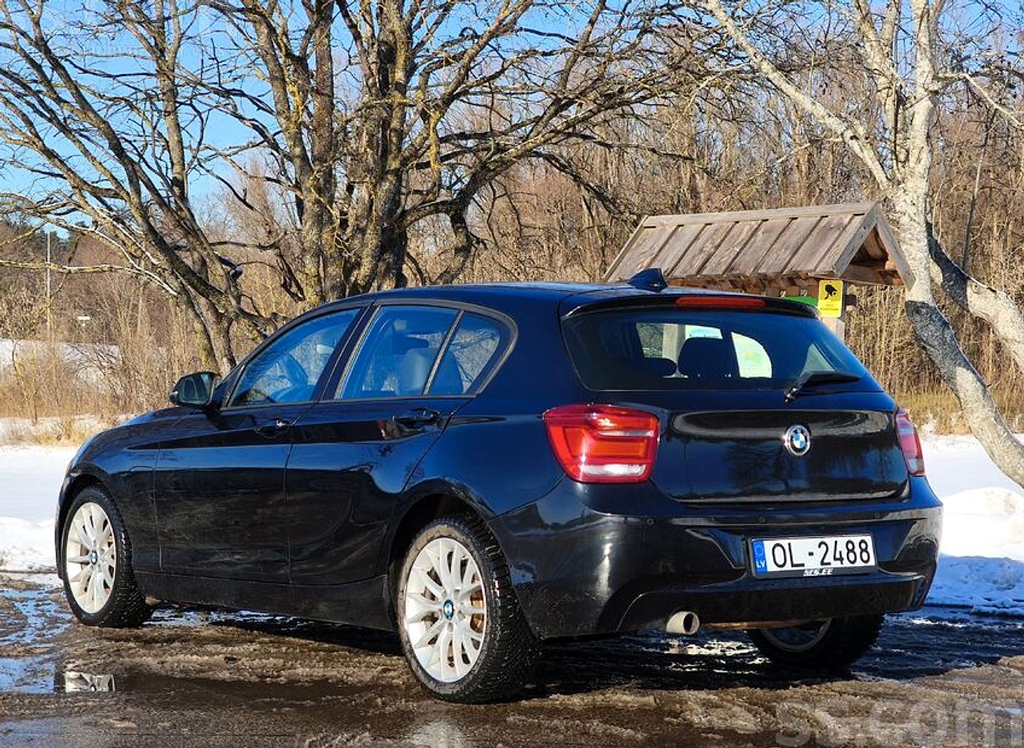 BMW 118 — foto 5