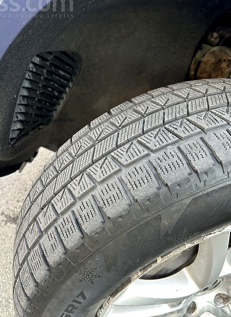 Volkswagen Touareg — foto 5