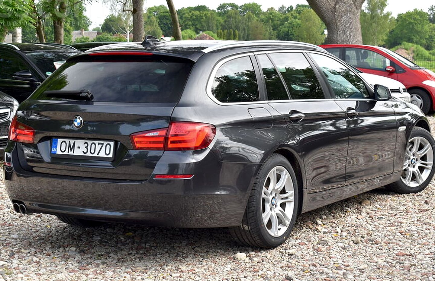BMW 525 — foto 2
