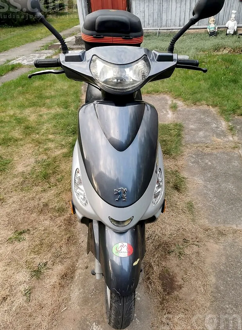 Peugeot V-clic, 2011. gads