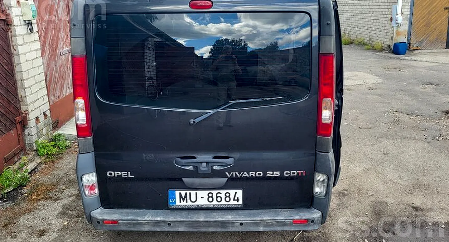 Opel Vivaro, 2009. gads