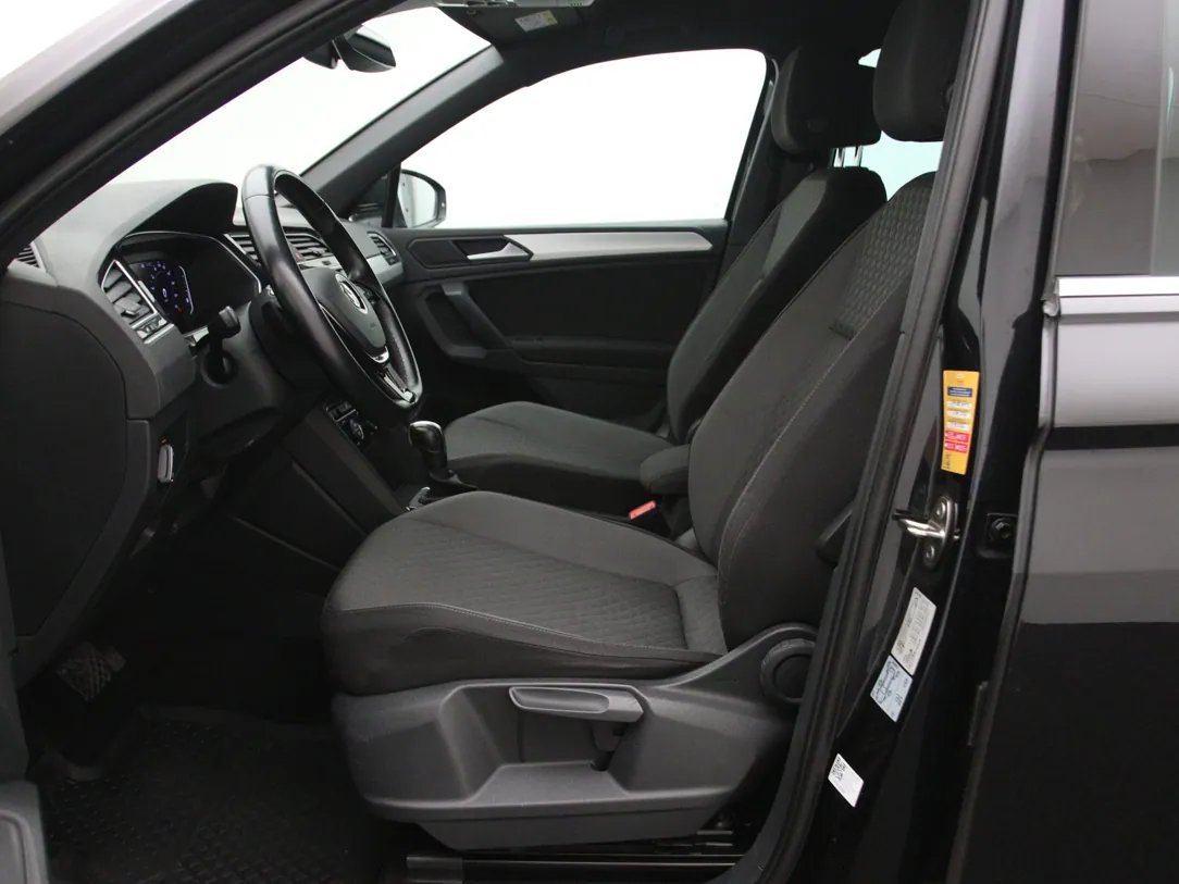 Volkswagen Tiguan — foto 5