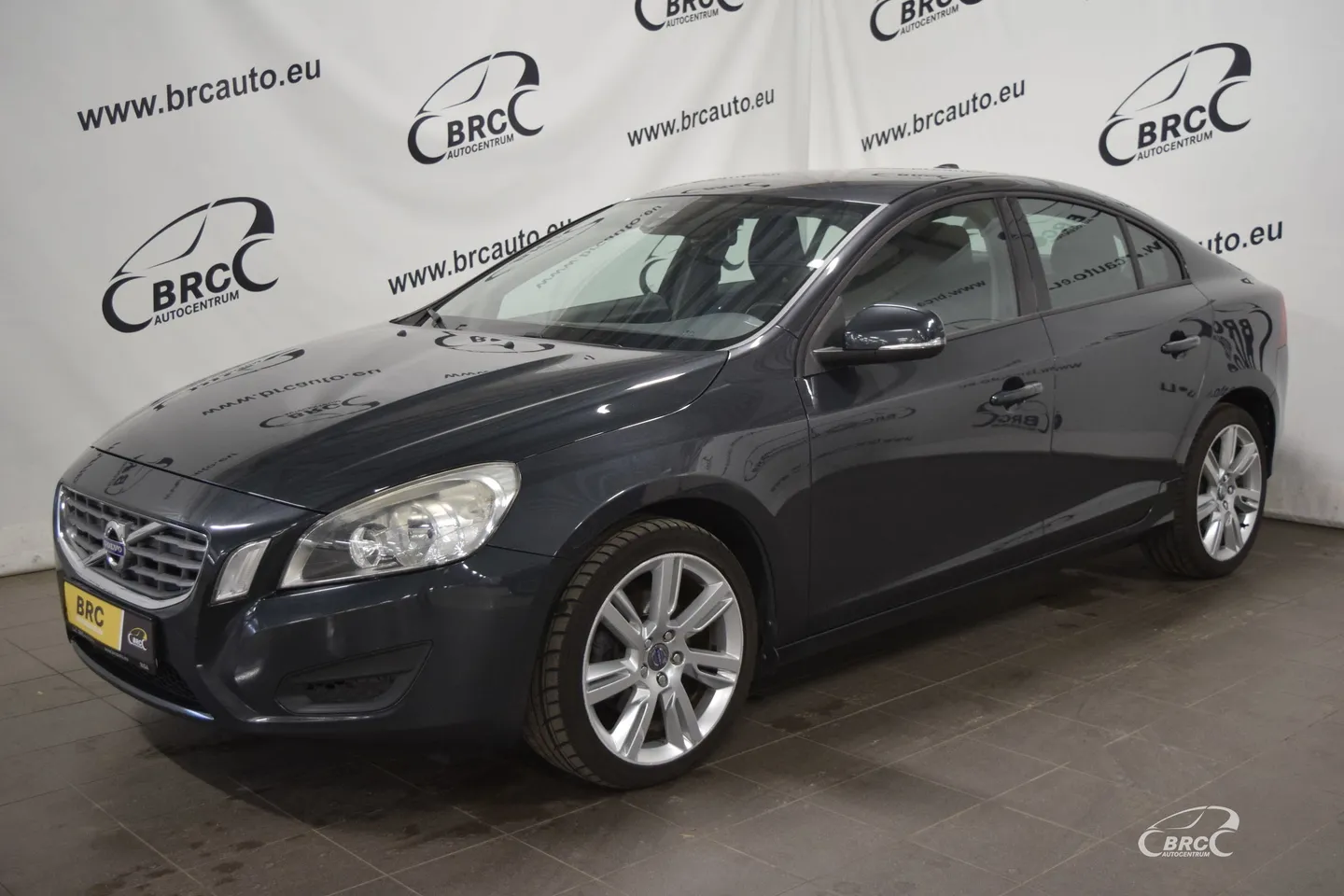 Volvo S60, 2012. gads