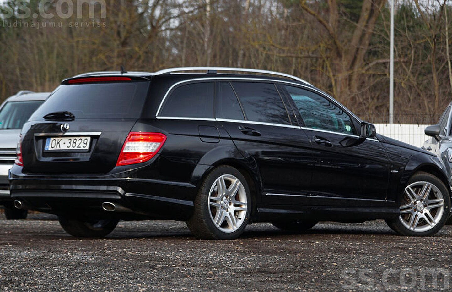 Mercedes-Benz C350 — foto 4