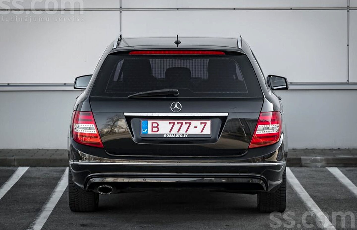 Mercedes-Benz C220 — foto 5