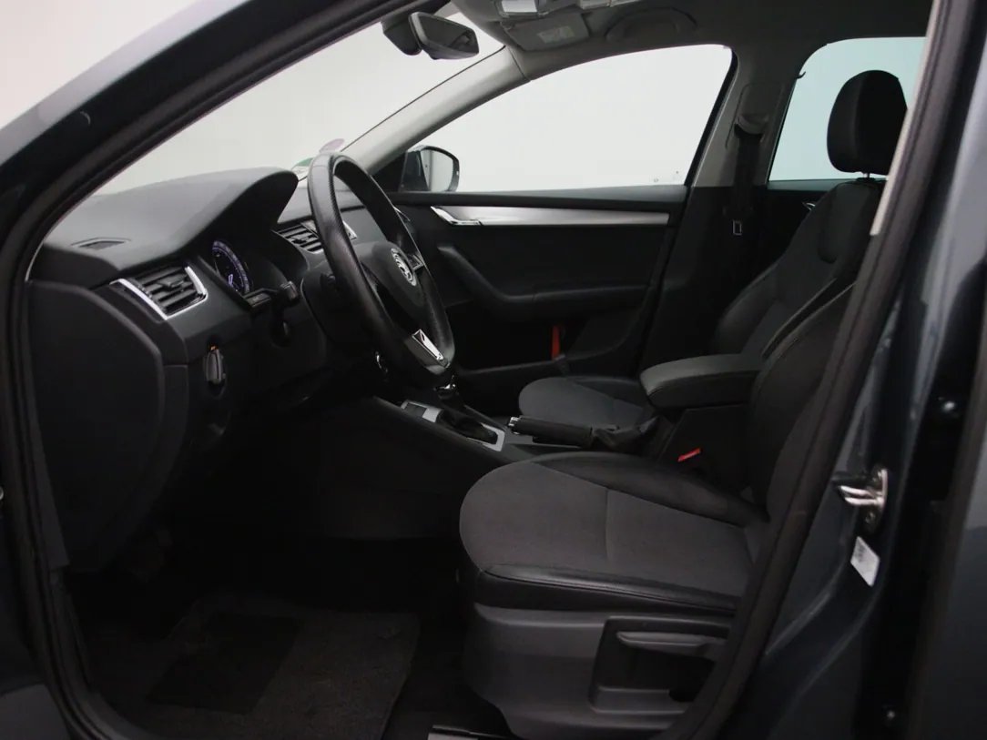 Škoda Octavia — foto 5