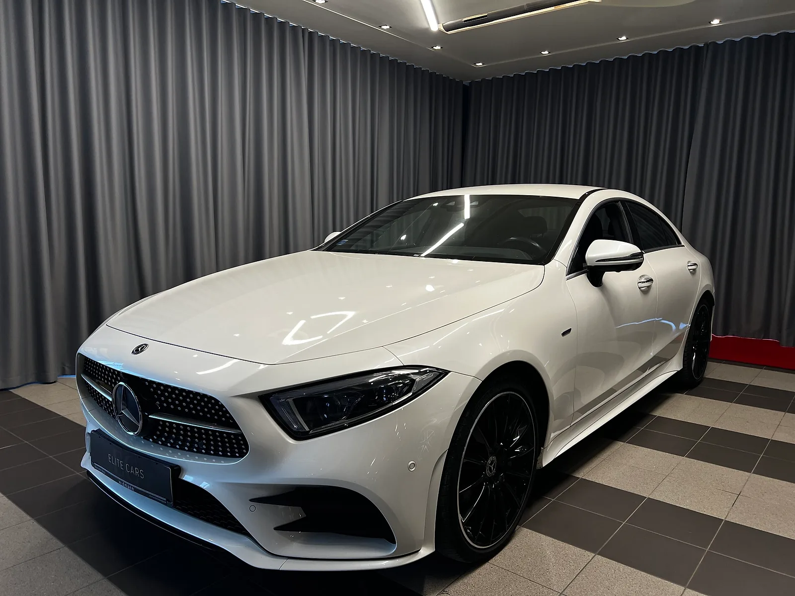 Mercedes-Benz CLS, 2018. gads