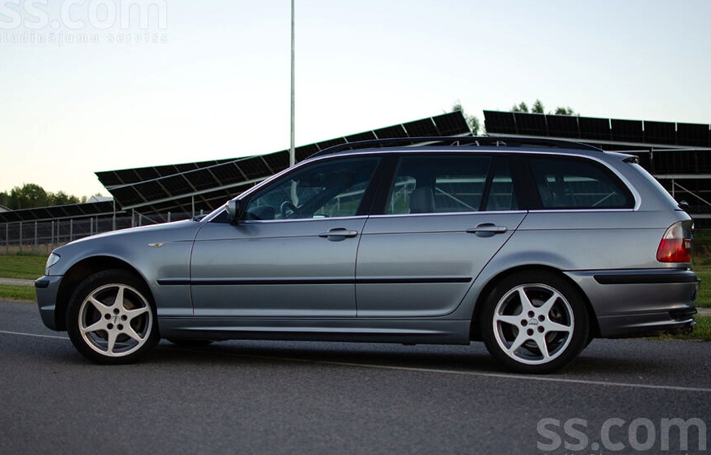 BMW 320 — foto 5