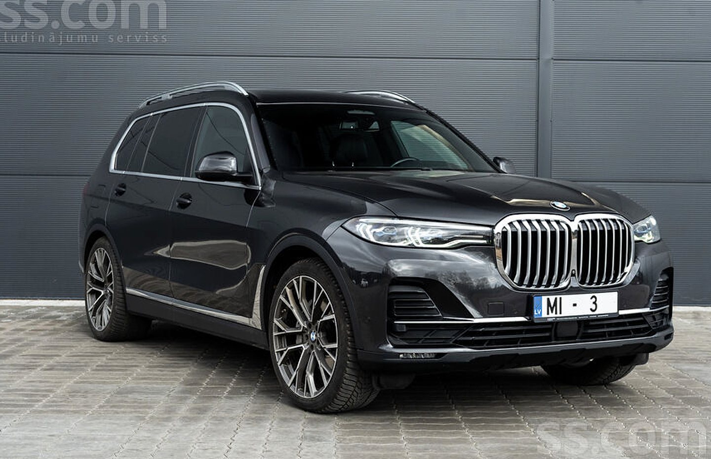 BMW X7 — foto 3