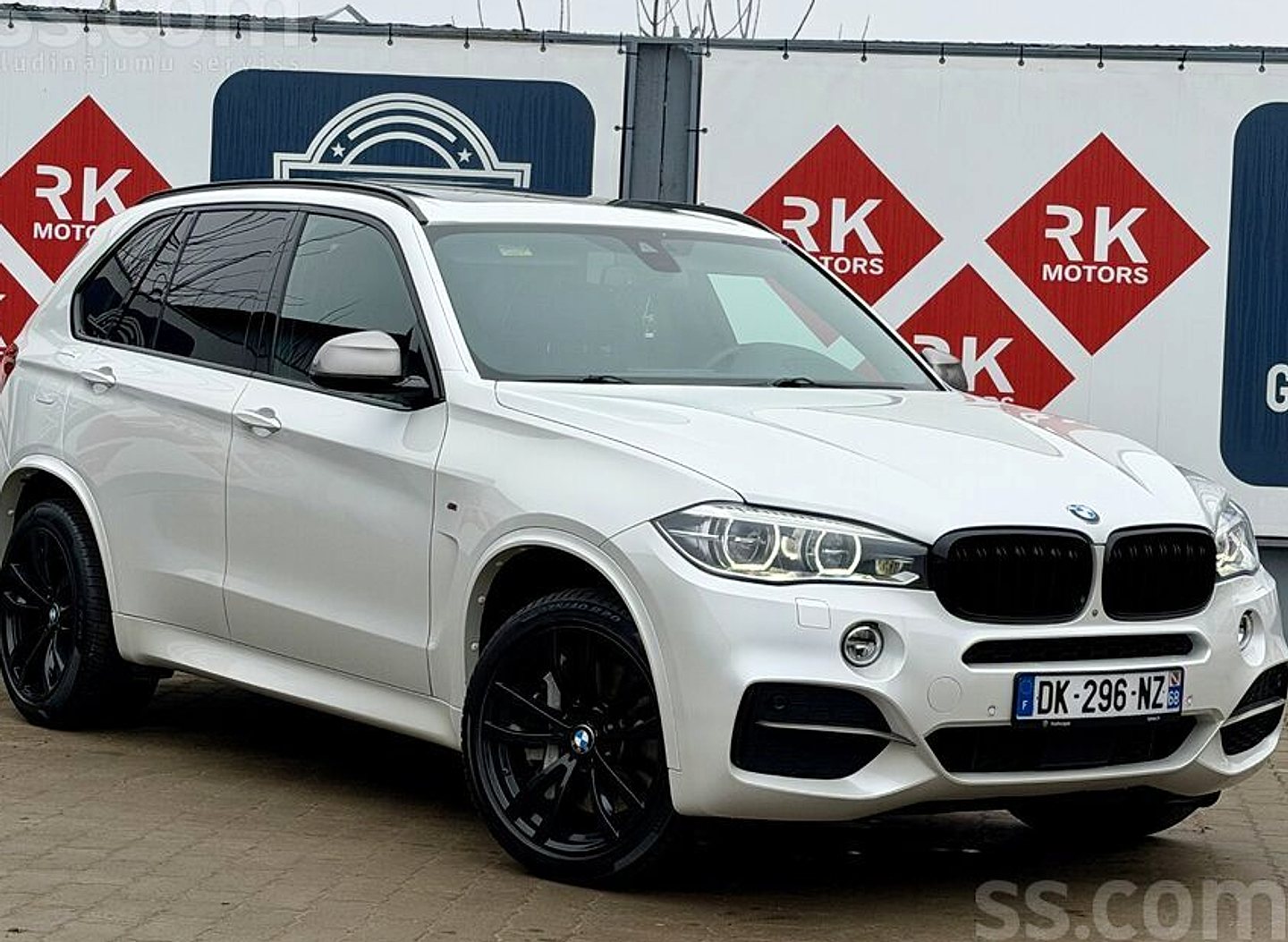 BMW X5 — foto 2