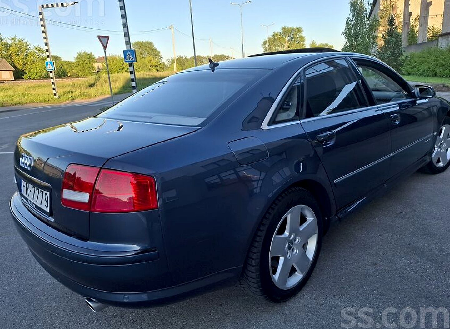 Audi A8, 2005. gads