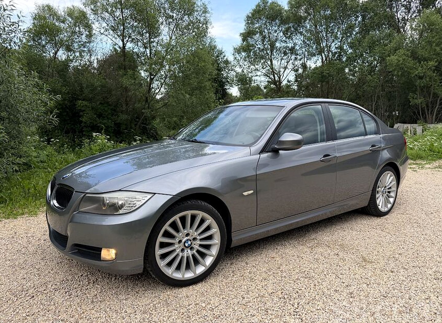 BMW 318 — foto 2