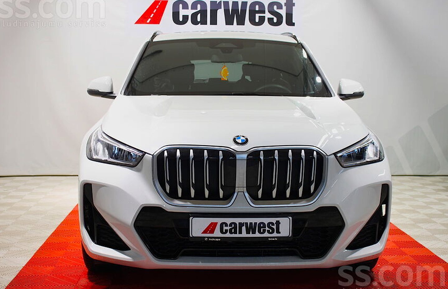BMW X1 — foto 2