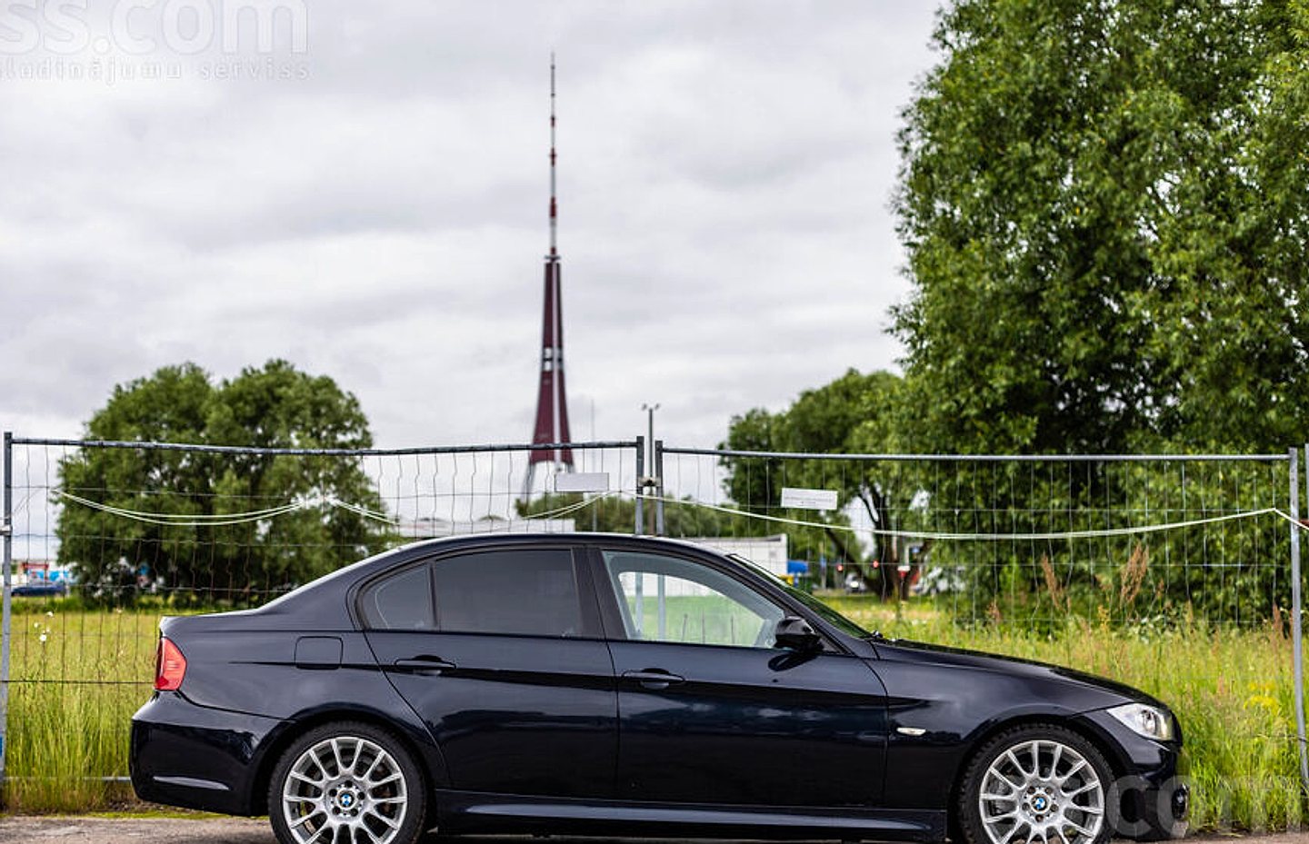 BMW 320 — foto 5