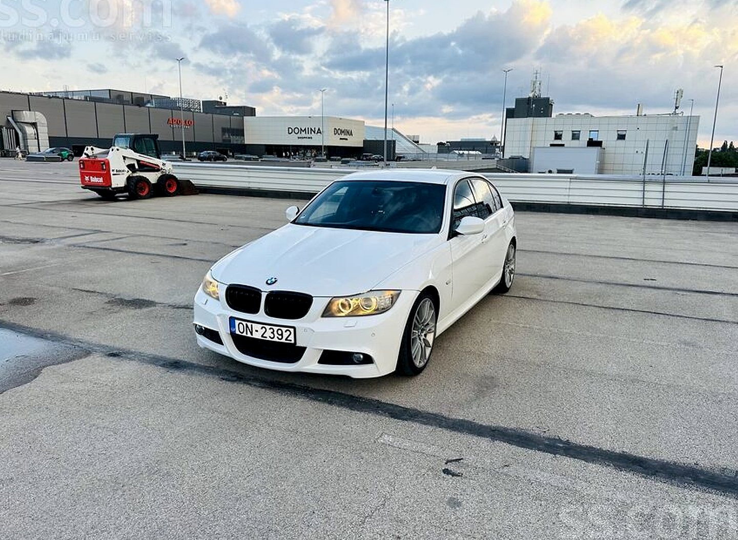 BMW 320 — foto 2