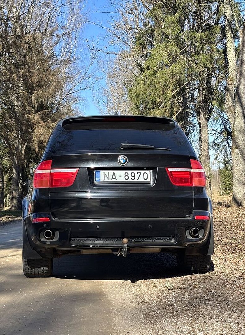 BMW X5 — foto 4