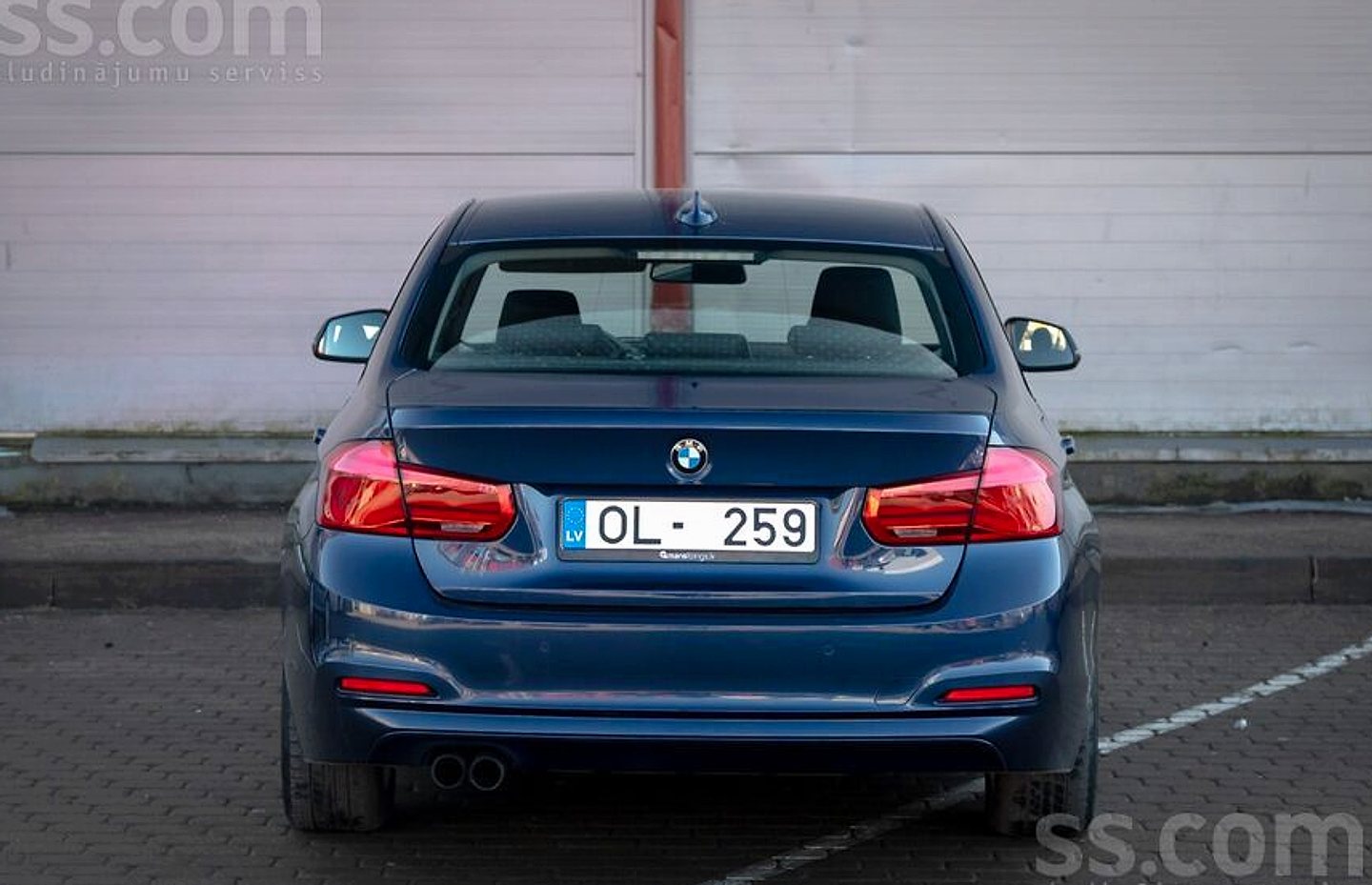 BMW 320 — foto 5