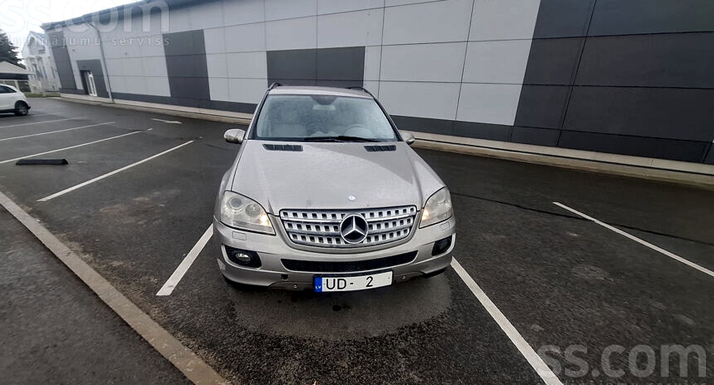 Mercedes-Benz ML350 — foto 3