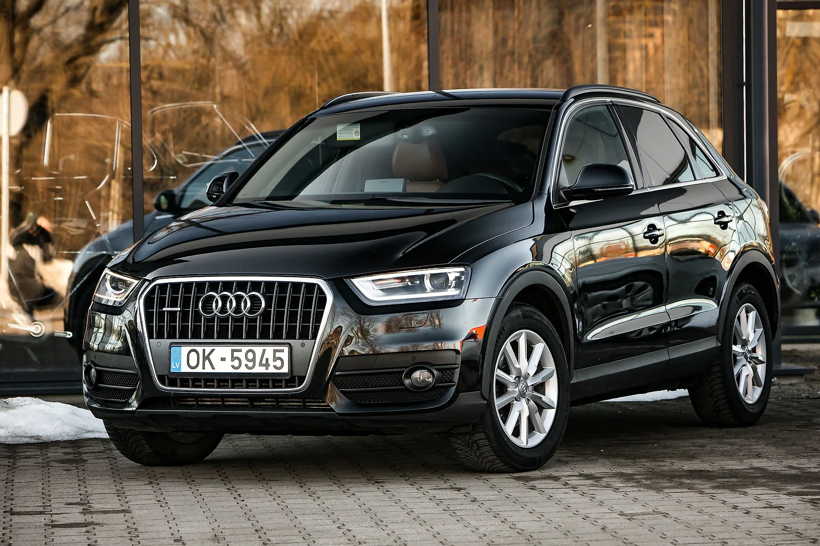 Audi Q3, 2012. gads