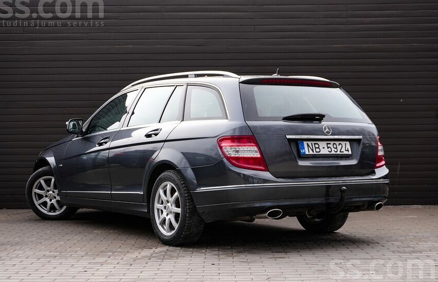Mercedes-Benz C320 — foto 4