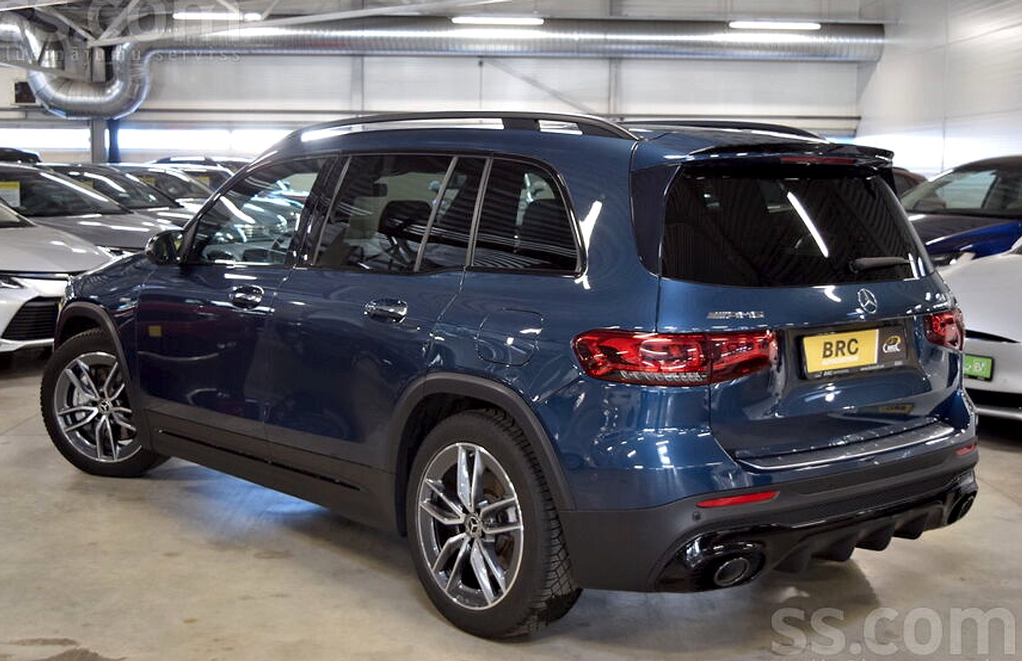 Mercedes-Benz GLB 35 AMG — foto 2