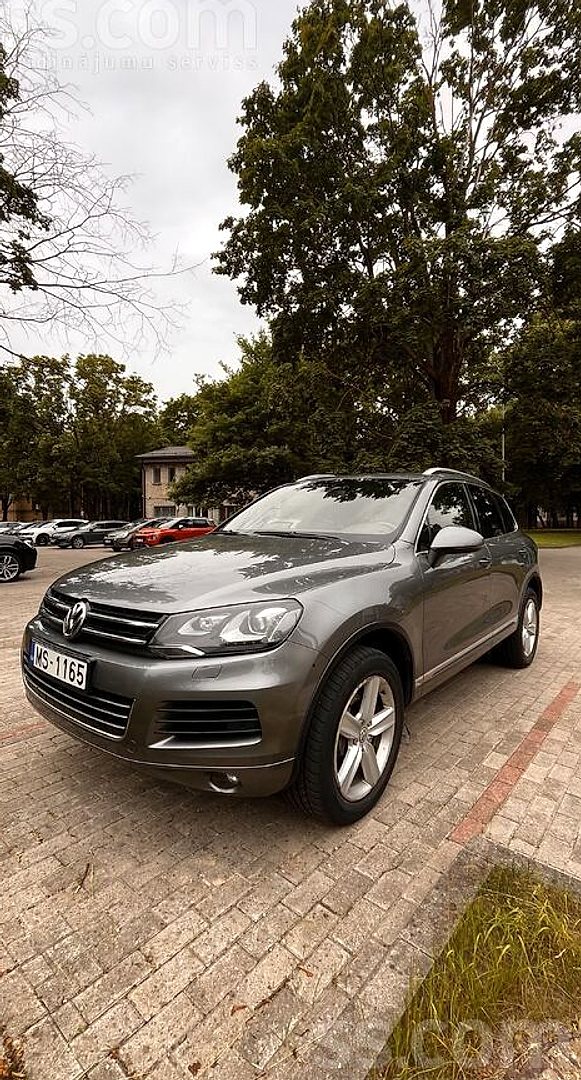 Volkswagen Touareg, 2010. gads
