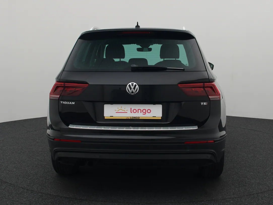 Volkswagen Tiguan — foto 6