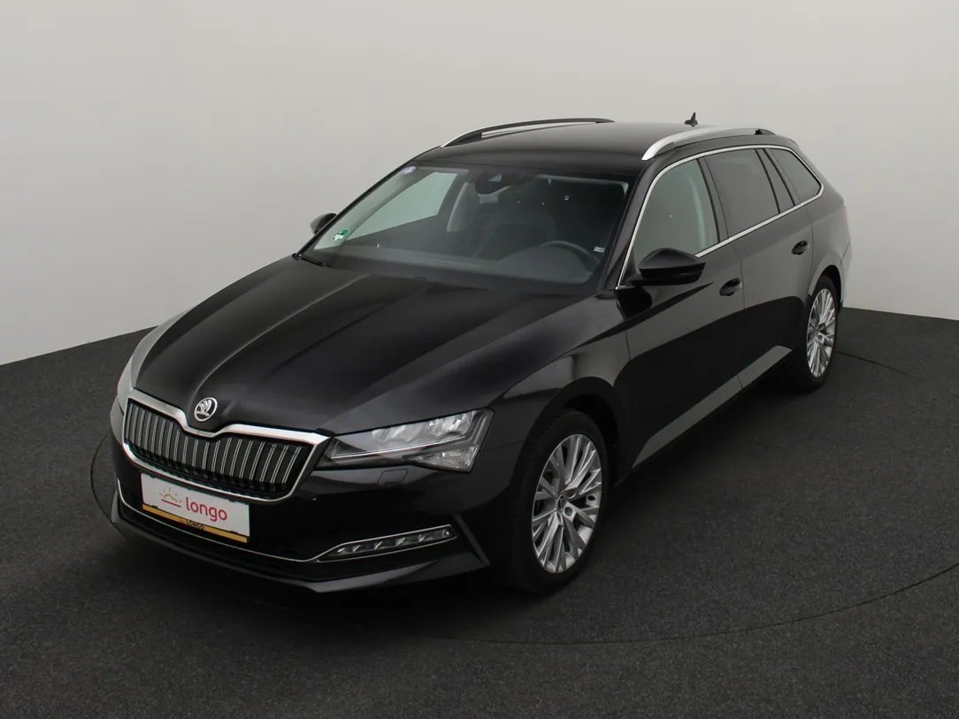Škoda Superb — foto 2