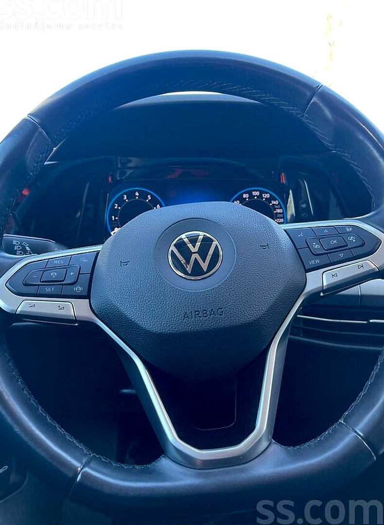 Volkswagen Golf 8 — foto 4