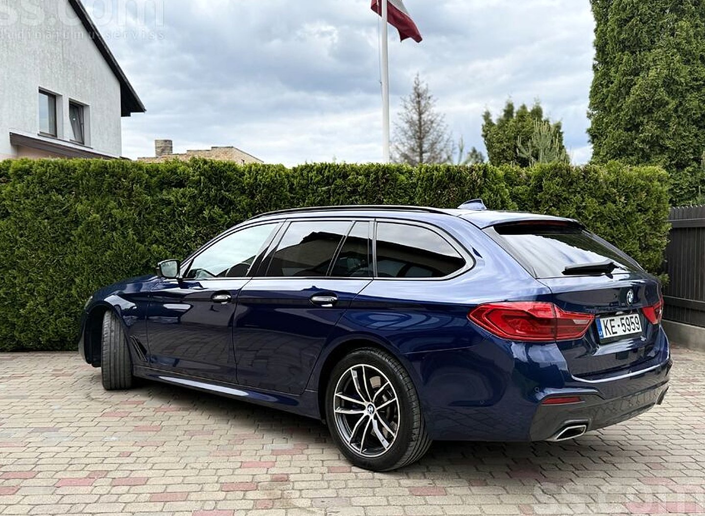BMW 530 — foto 4