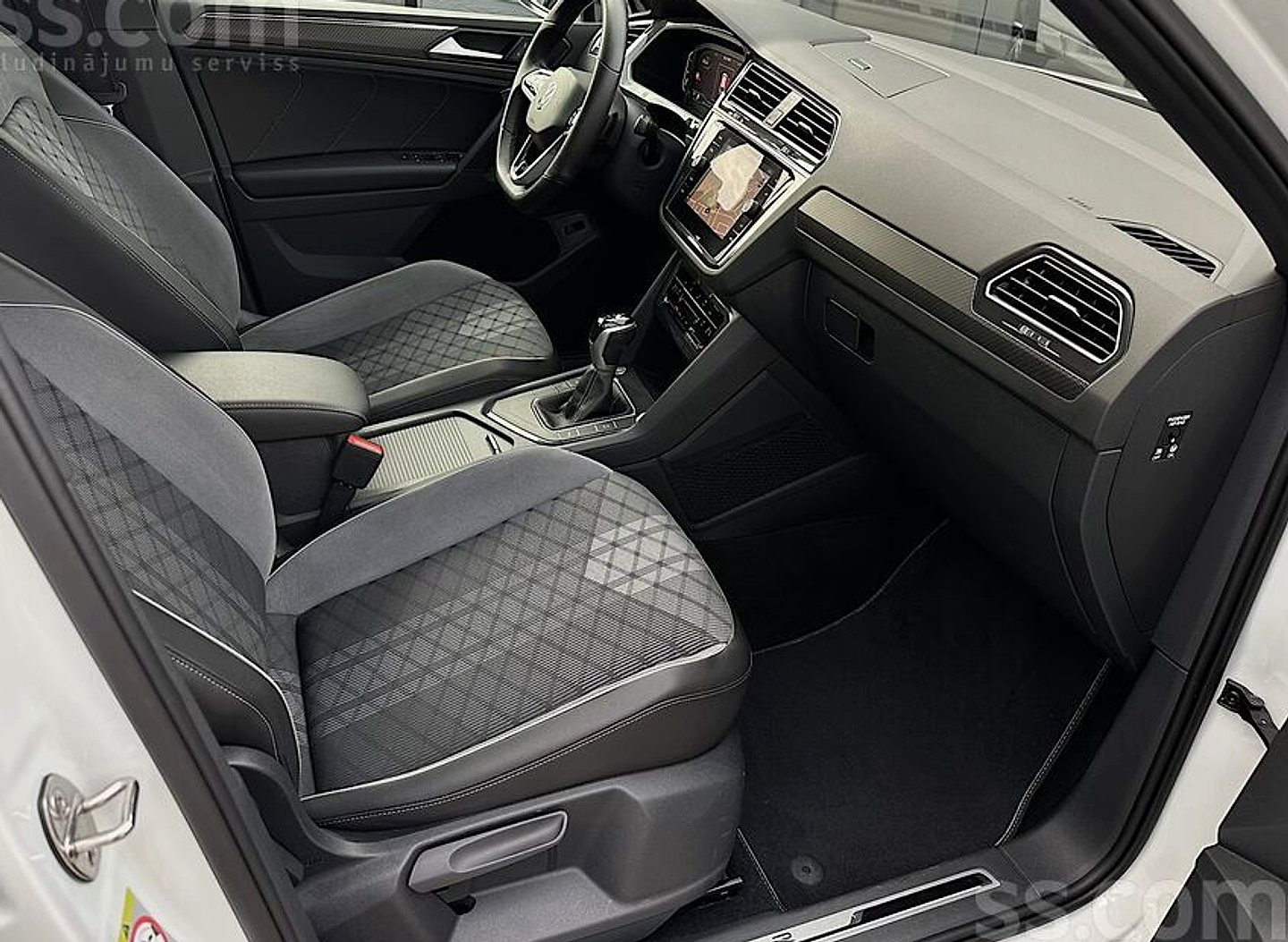 Volkswagen Tiguan — foto 5