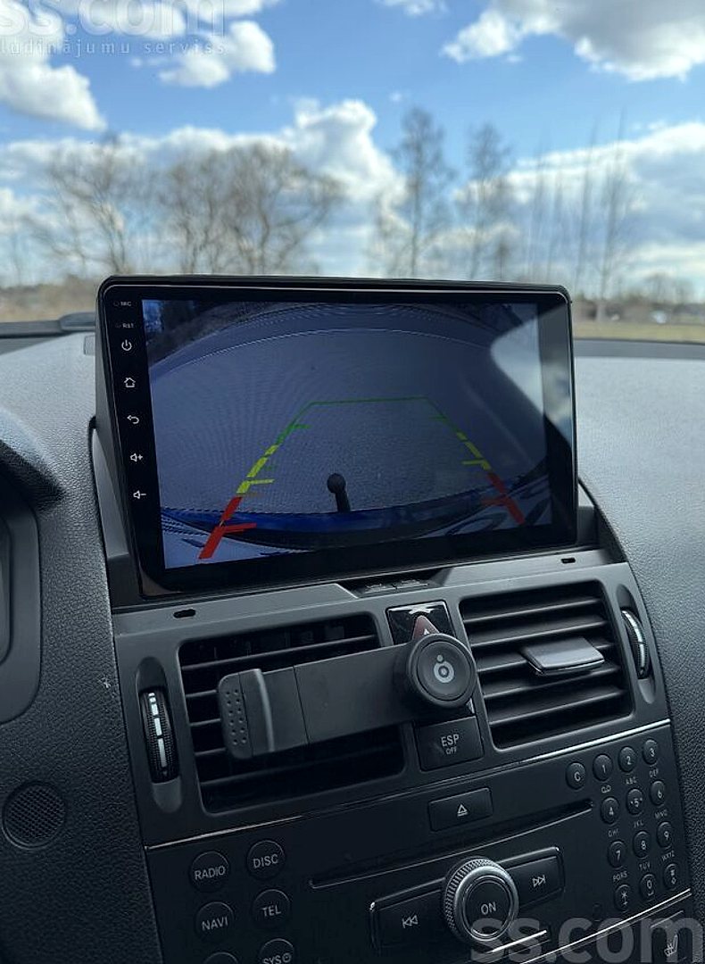 Mercedes-Benz C320 — foto 6