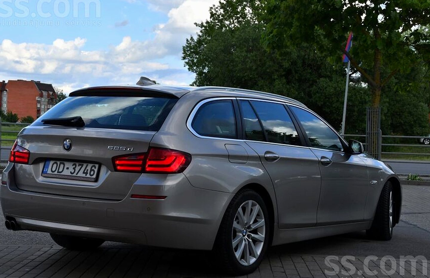BMW 525 — foto 5