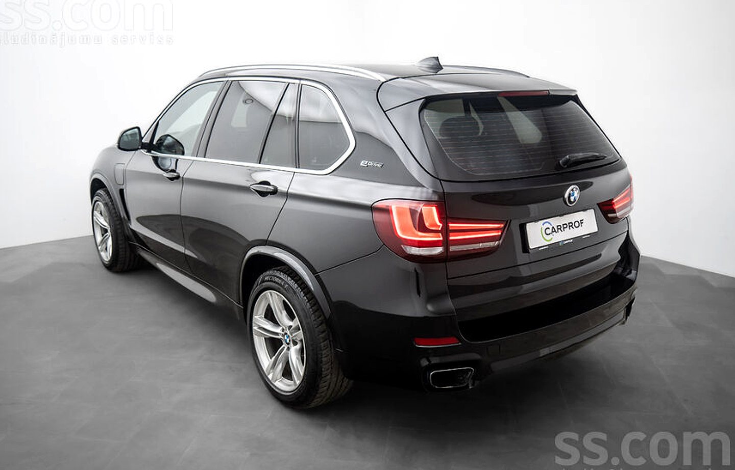 BMW X5 — foto 6