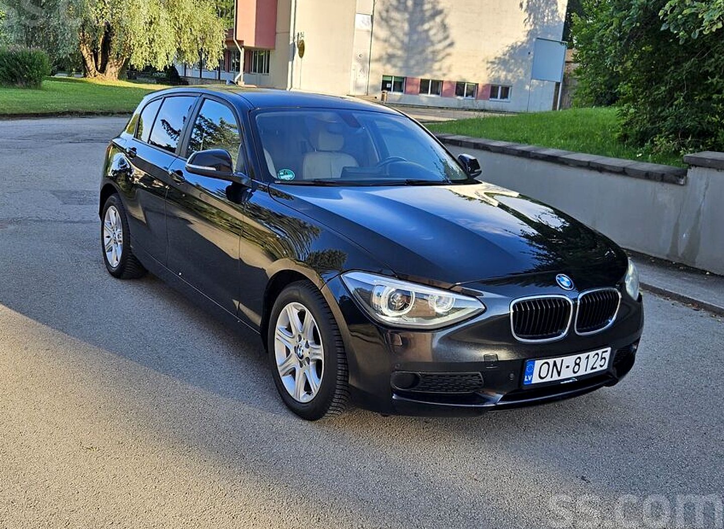 BMW 118 — foto 4
