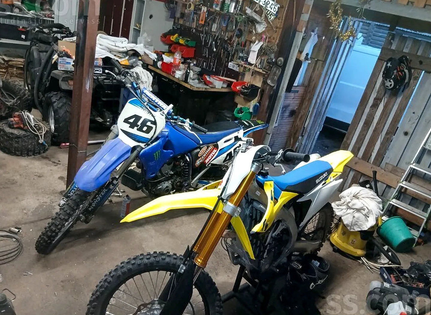 Suzuki S