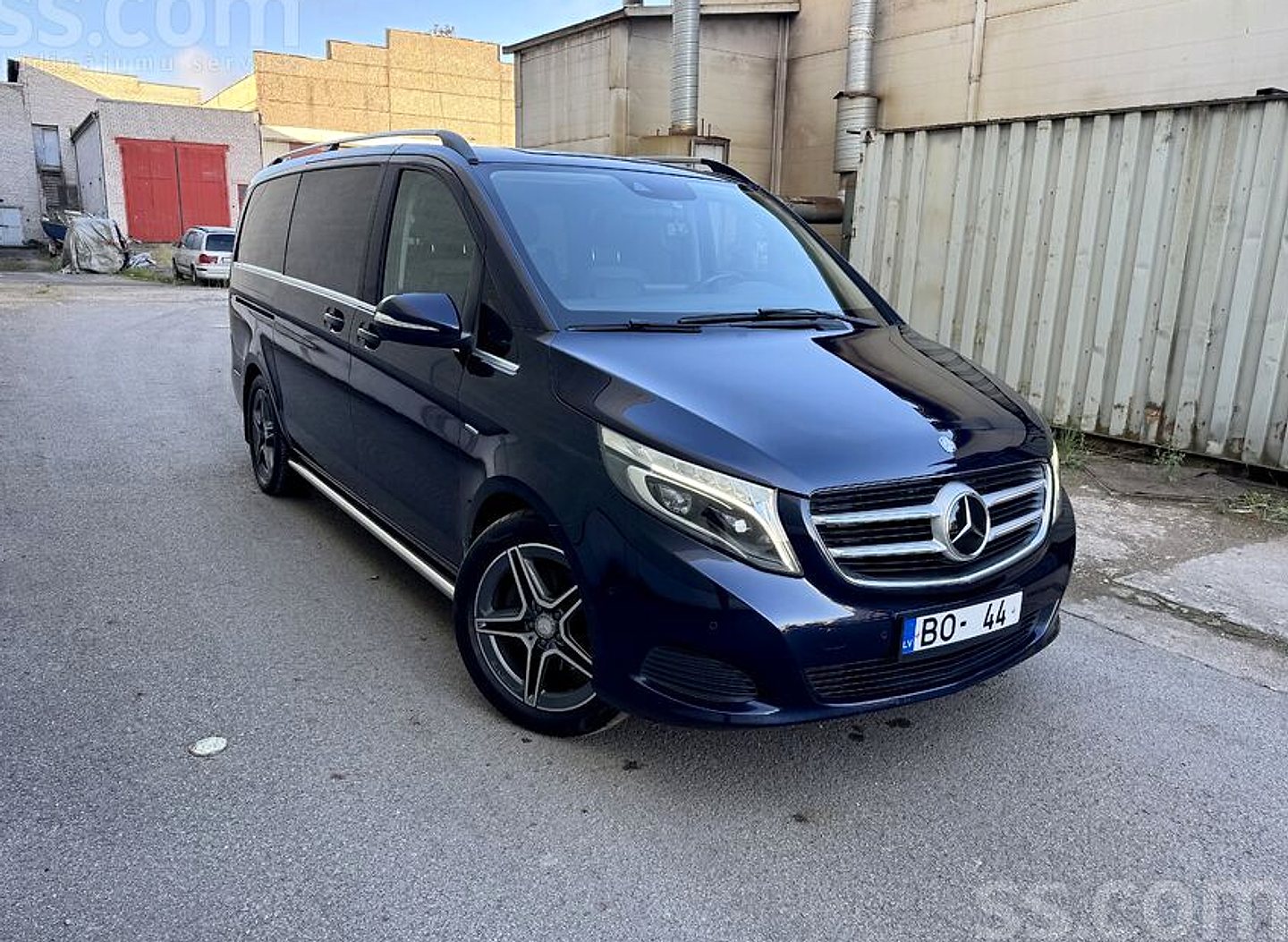 Mercedes-Benz V250 — foto 4