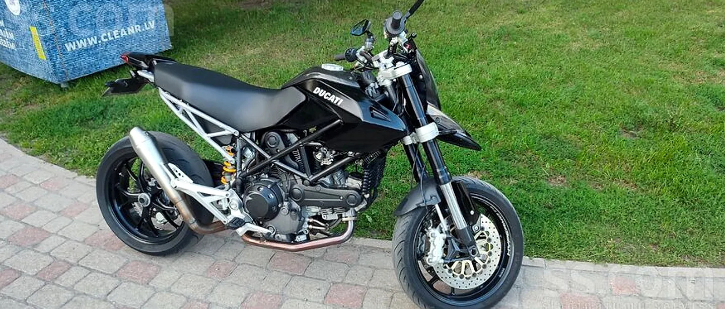 Ducati Hypermotard, 2010. gads