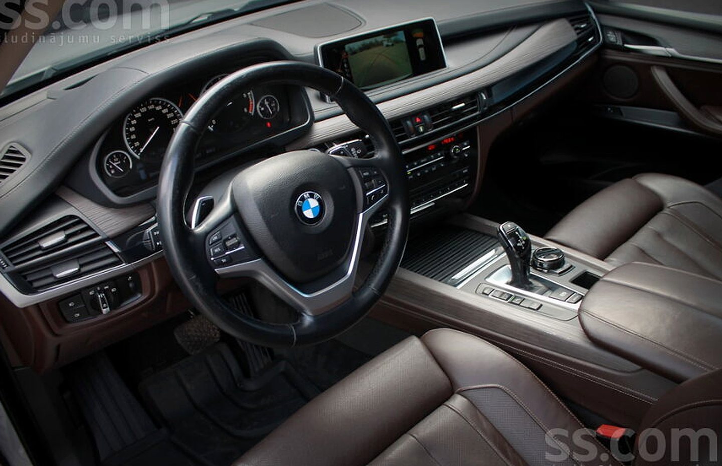 BMW X5 — foto 4