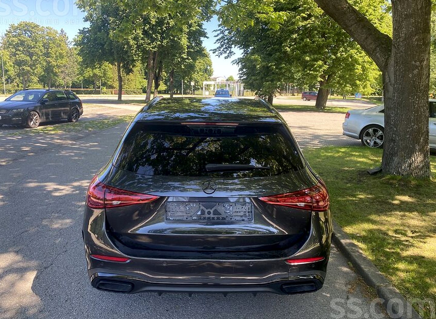 Mercedes-Benz C220 — foto 5