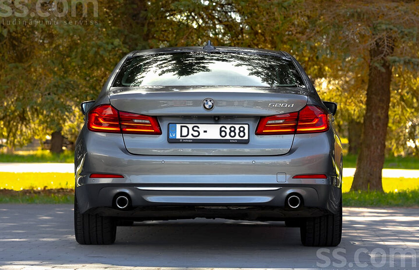 BMW 520 — foto 4
