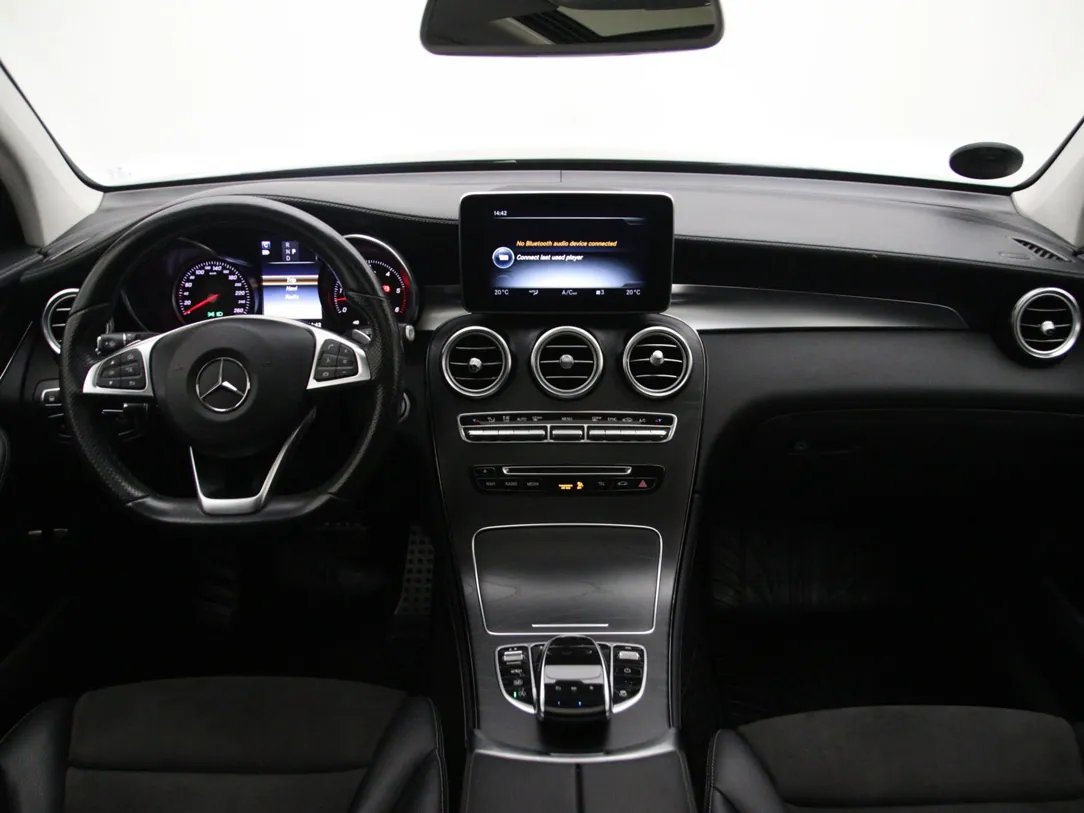 MERCEDES BENZ Glc350 — foto 3