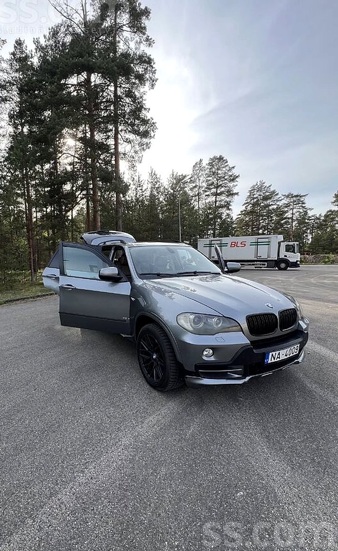 BMW X5 — foto 3