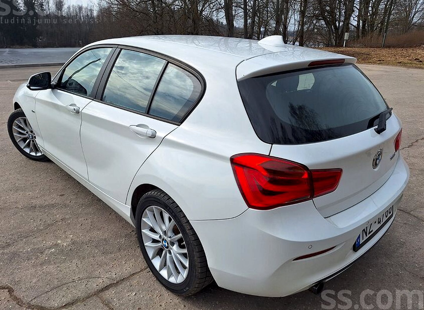 BMW 116 — foto 5