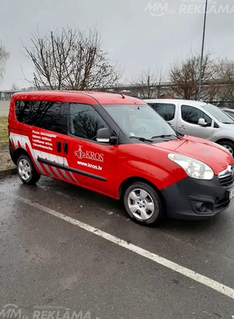 Opel Combo, 2013. gads