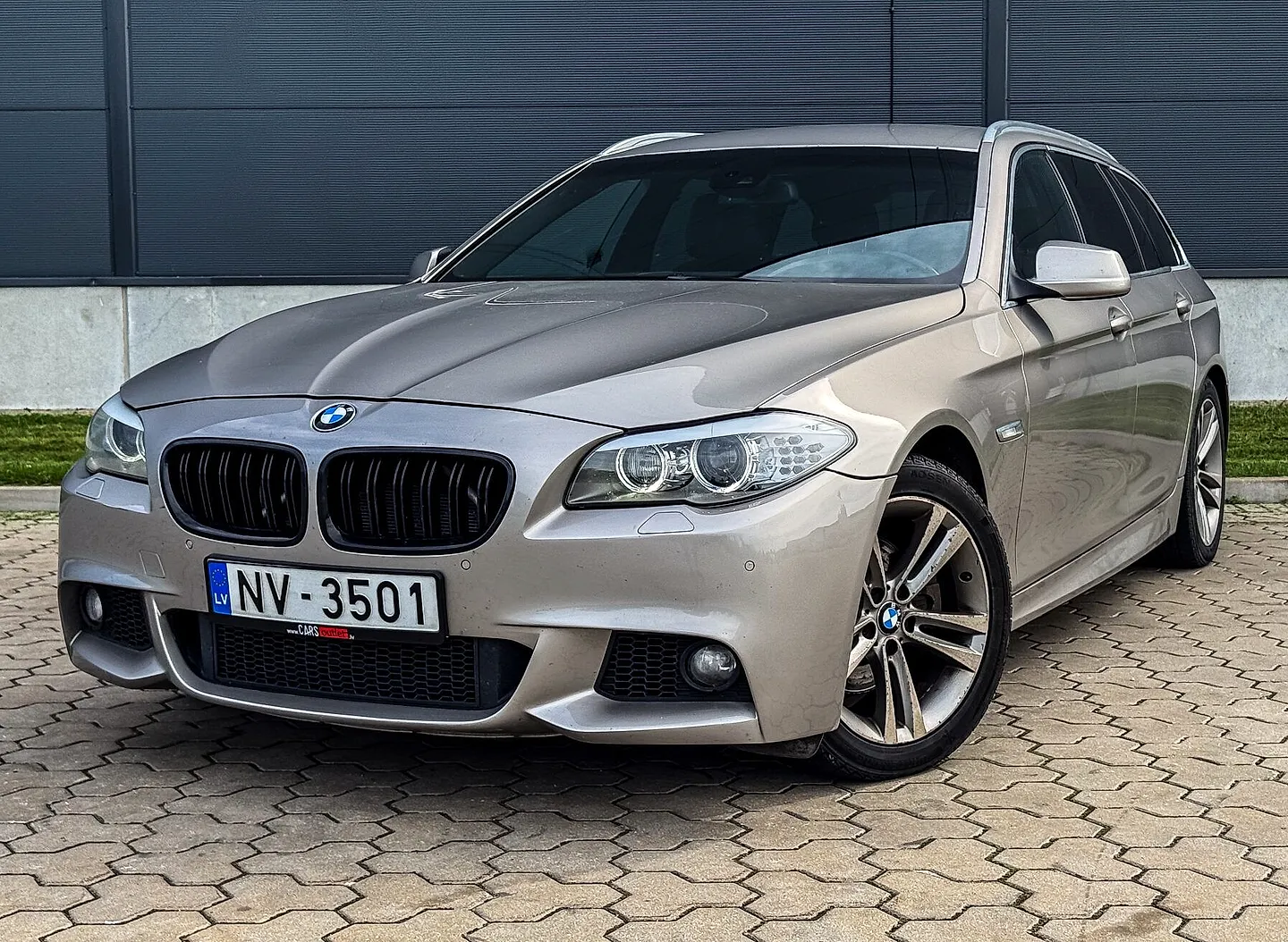 BMW 520, 2011. gads
