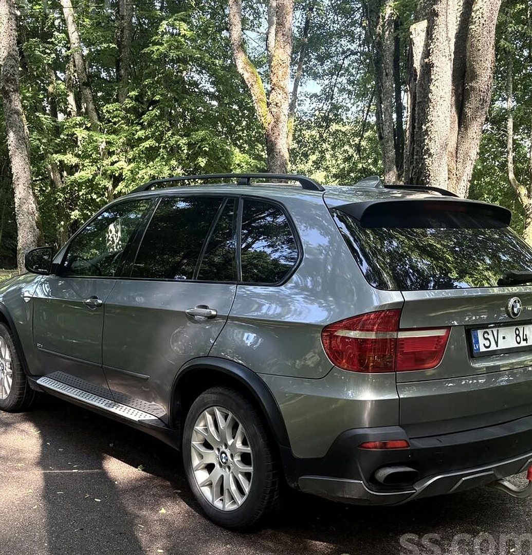 BMW X5 — foto 3