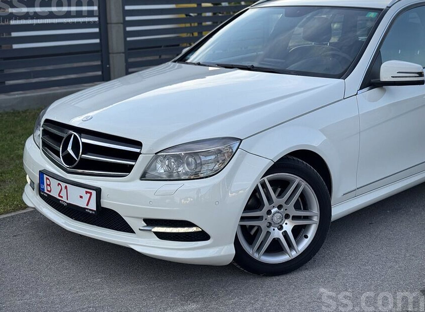 Mercedes-Benz C250 — foto 2